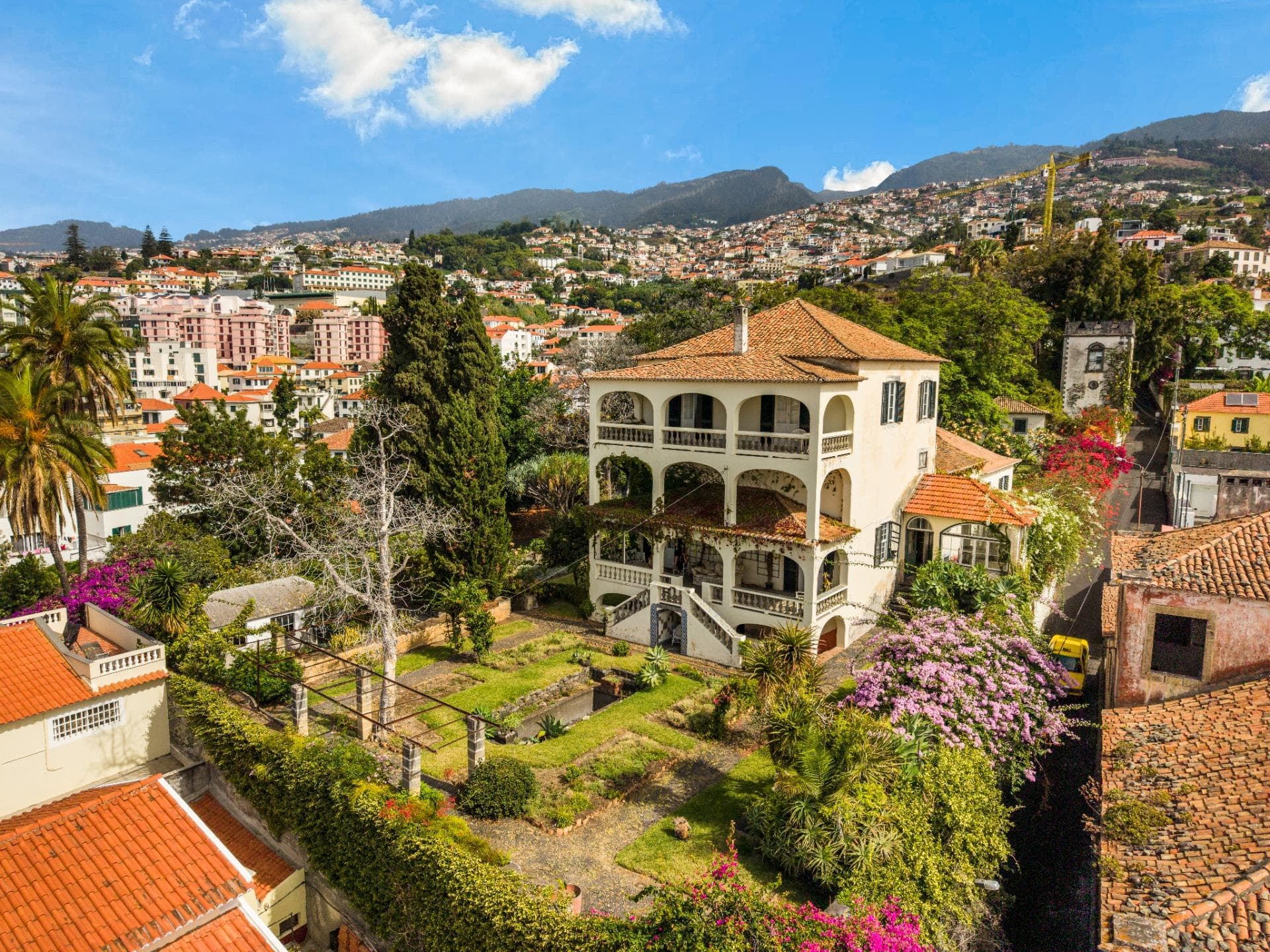 Quinta da Cova | Casa senhorial T6 sobre o Funchal