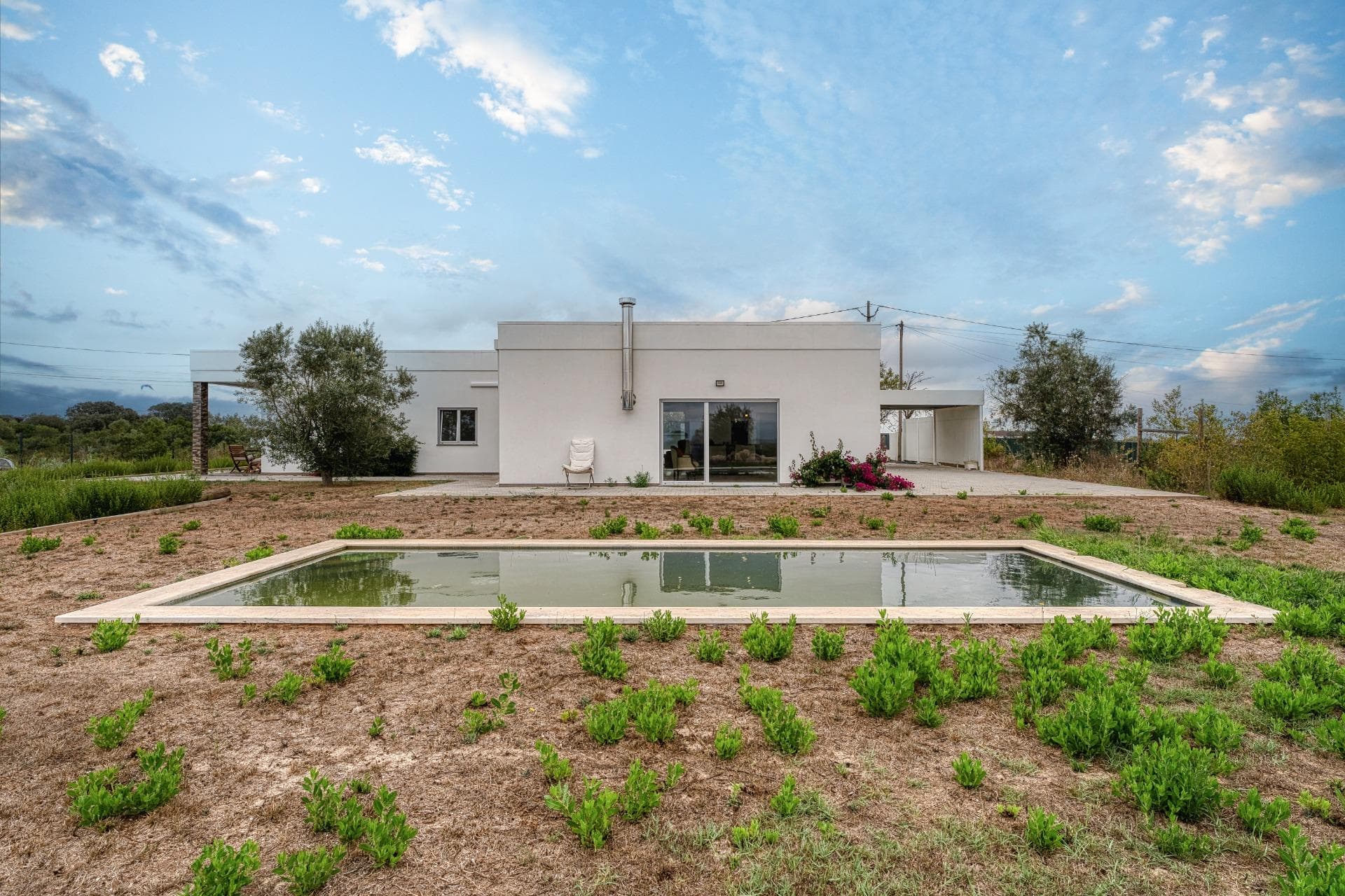 Moradia térrea T3 com piscina e vista campo-  Abitureiras, Santarém