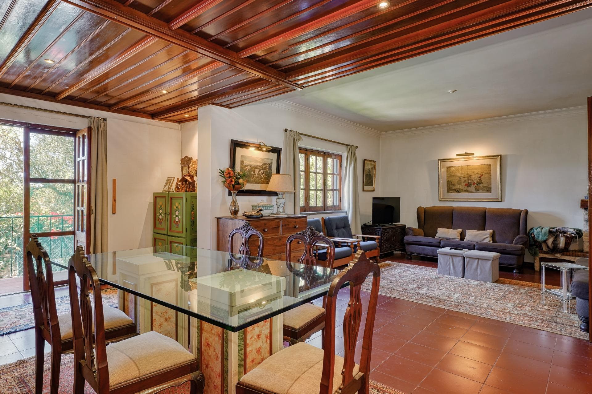 Four bedroom villa in Nafarros, with views over Sintra and a wraparound garden