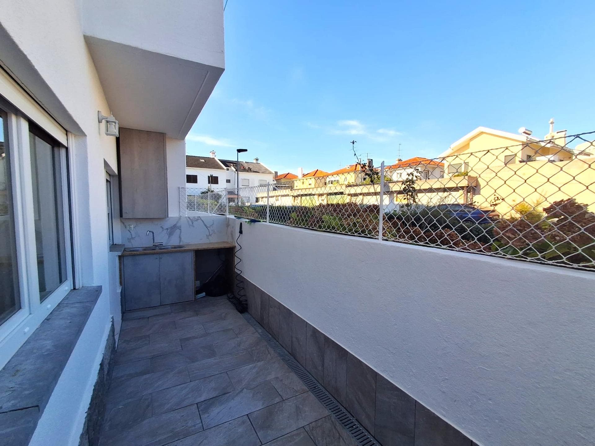 T2 Apartment in Linda-a-Velha