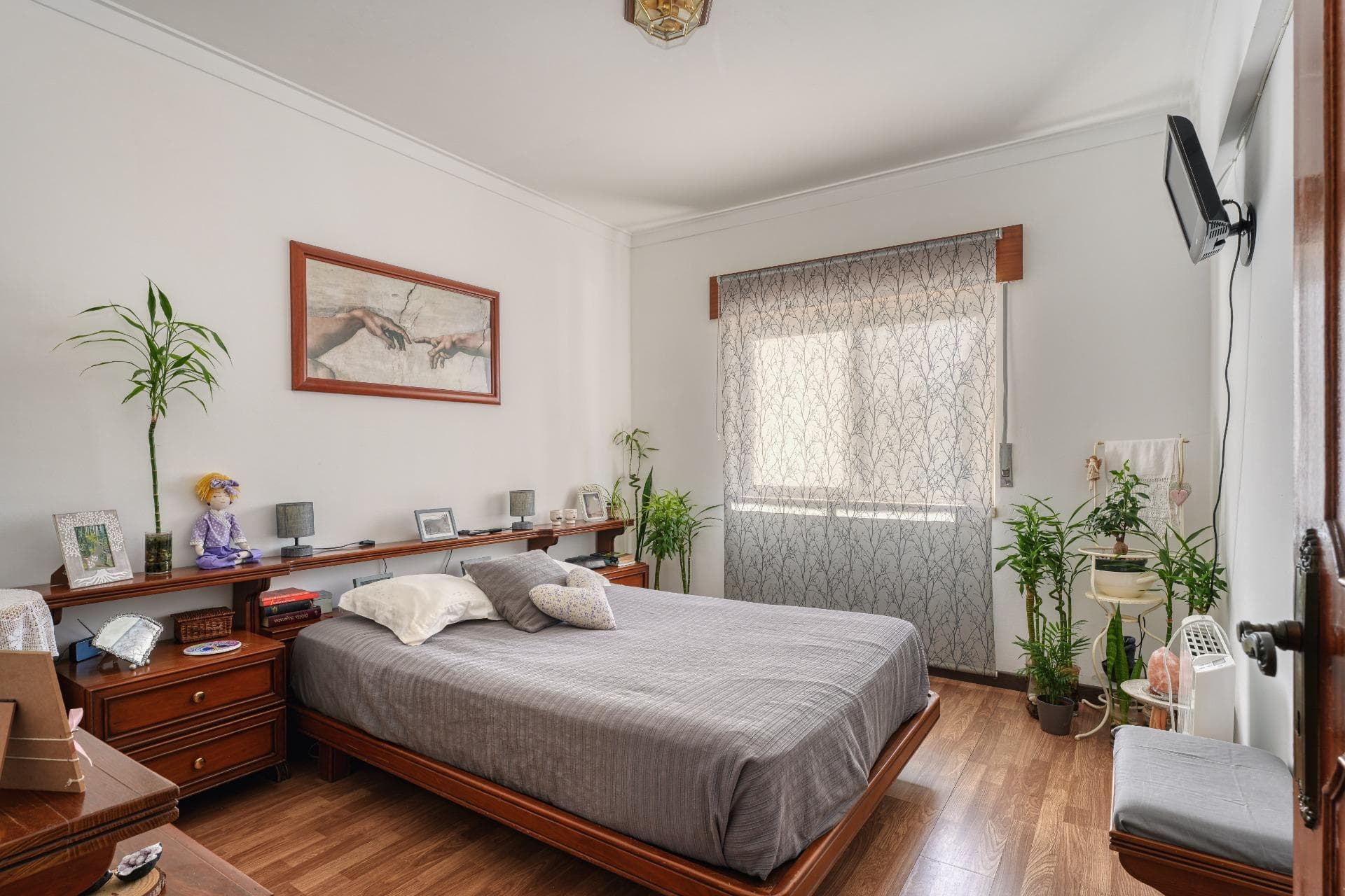 T3 Apartment with Unobstructed Views, Garage and 2 minutes from Train Station – Agualva-Ca